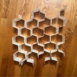 Honeycomb grid drawer organizer